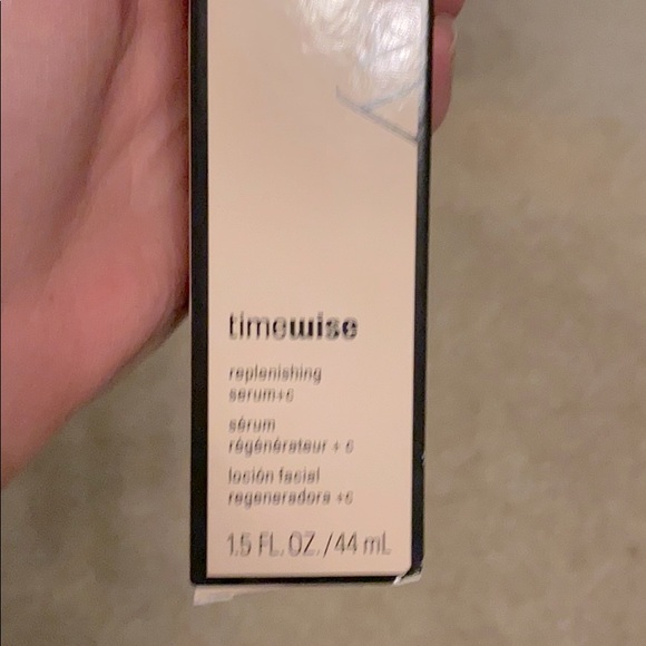 MK Timewise serum + C - Picture 2 of 4